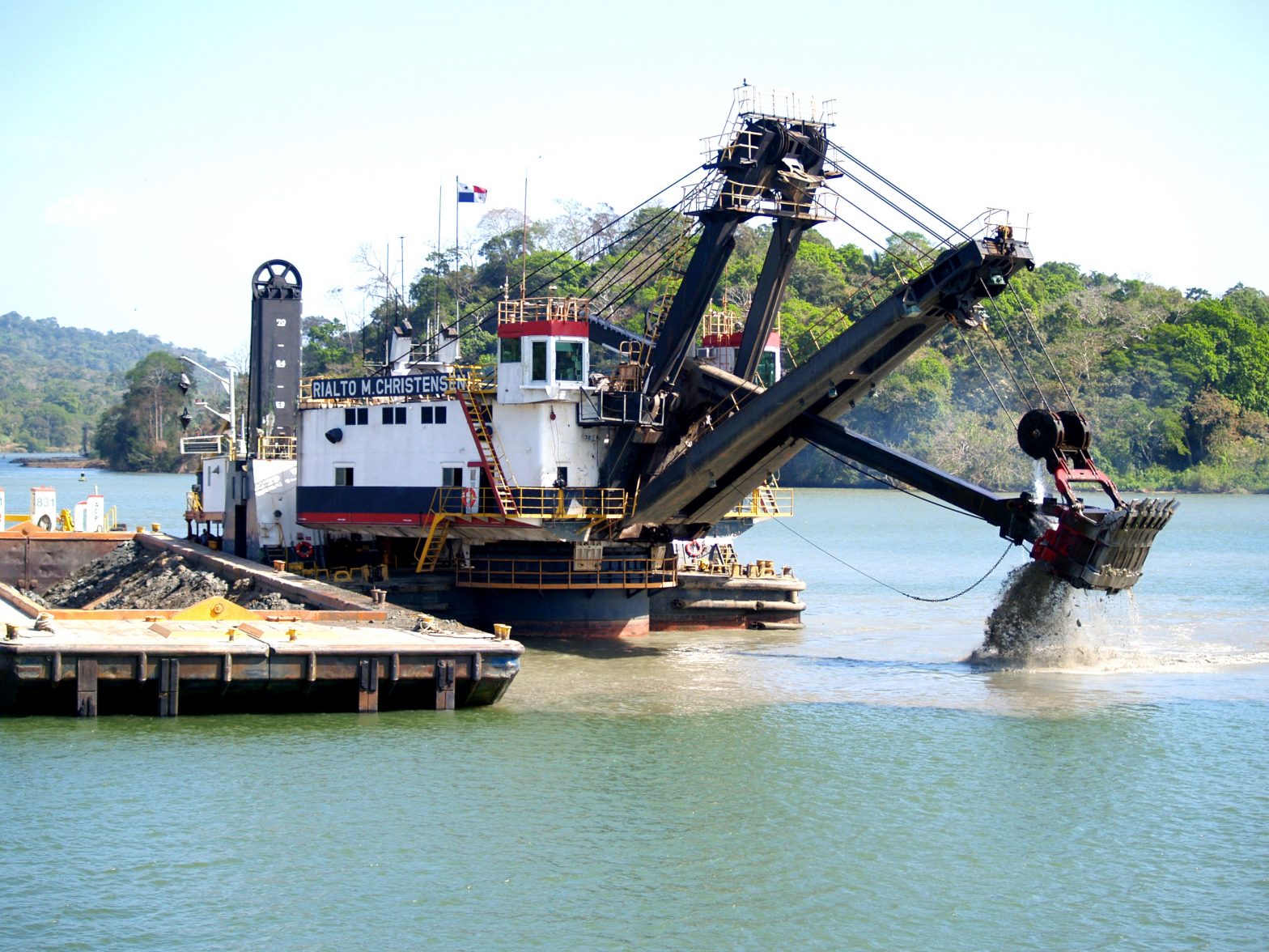 Dipper Dredgers IADC Dredging